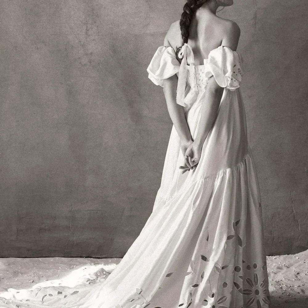 BHLDN Marina Wedding Gown Size 6 Off Shoulder Puffed Sleeve Sample - Picture 7 of 11